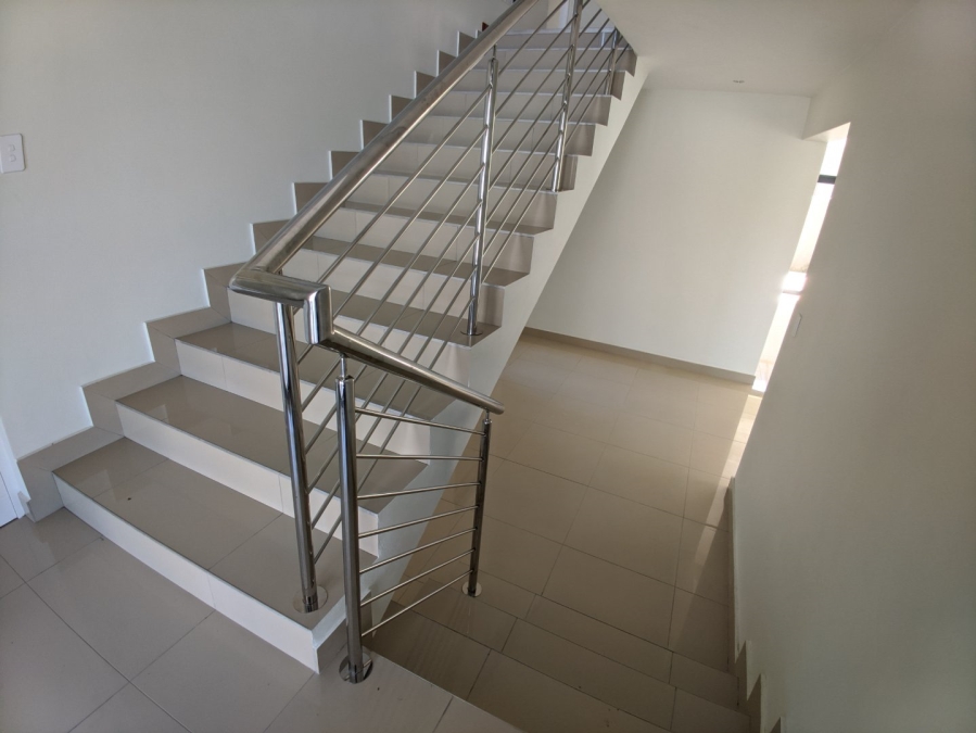 4 Bedroom Property for Sale in Kidds Beach Eastern Cape